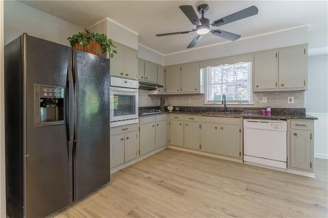 3518 Tracey Drive, Duluth, GA 30096