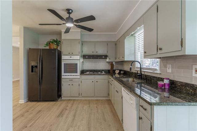 3518 Tracey Drive, Duluth, GA 30096