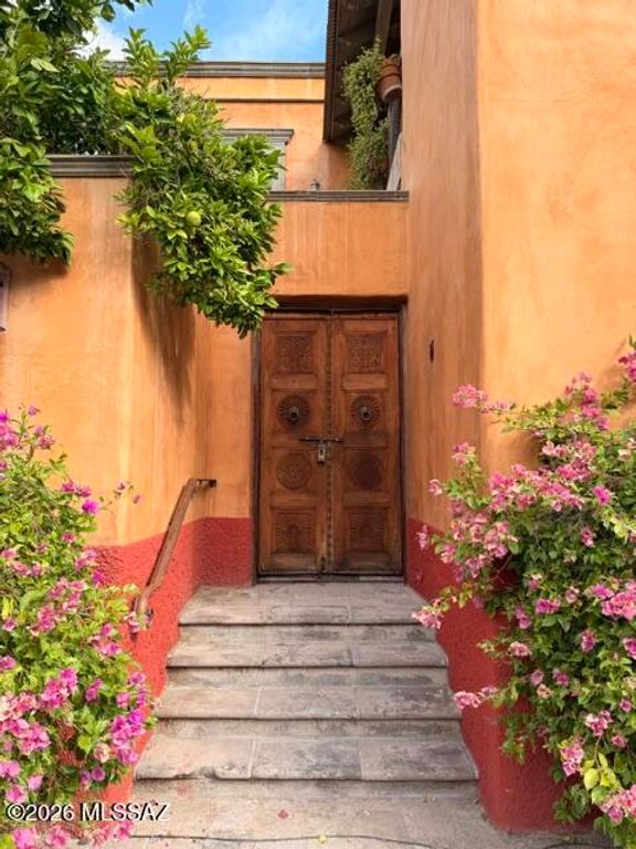 181 S Avenida Del Sembrador, Tucson, AZ 85745