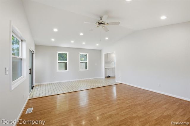 3343 Ellwood Avenue, Royal Oak, MI 48073