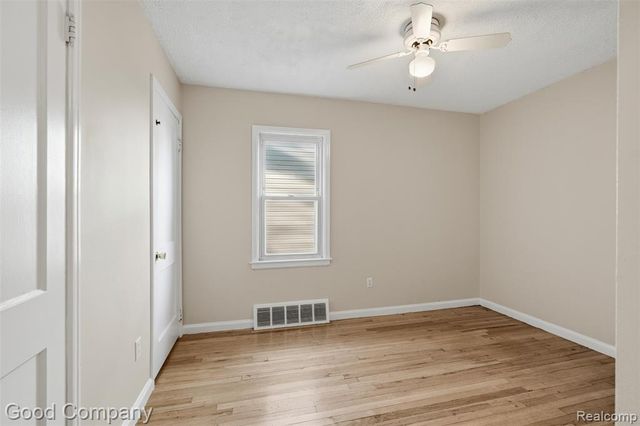 3343 Ellwood Avenue, Royal Oak, MI 48073