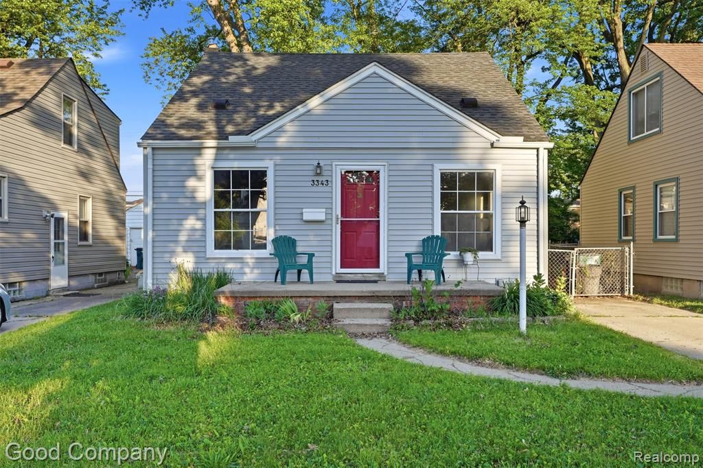 3343 Ellwood Avenue, Royal Oak, MI 48073