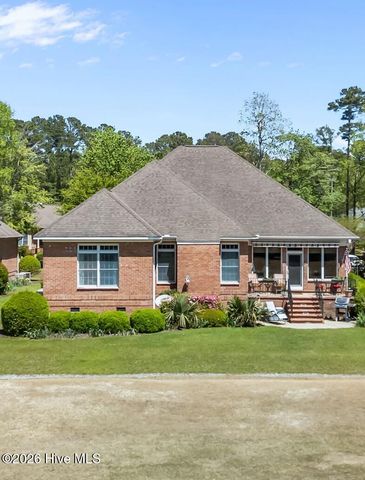 102 Pinehurst Drive, New Bern, NC 28562