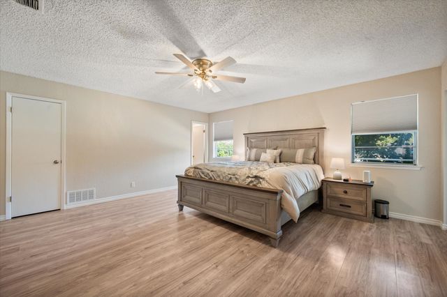 108 Haywood Drive, Benbrook, TX 76126