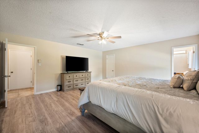 108 Haywood Drive, Benbrook, TX 76126