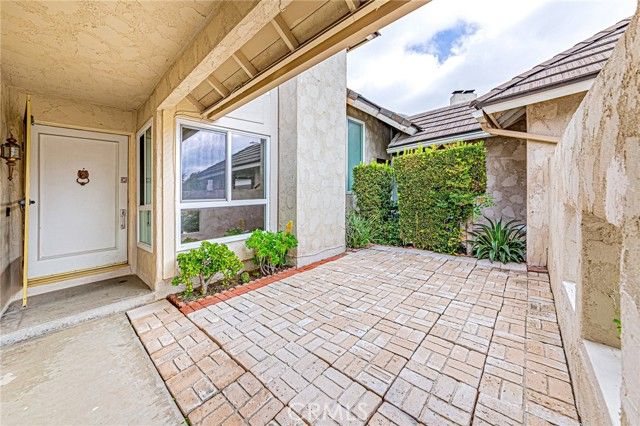 8237 Henshaw, Buena Park, CA 90621