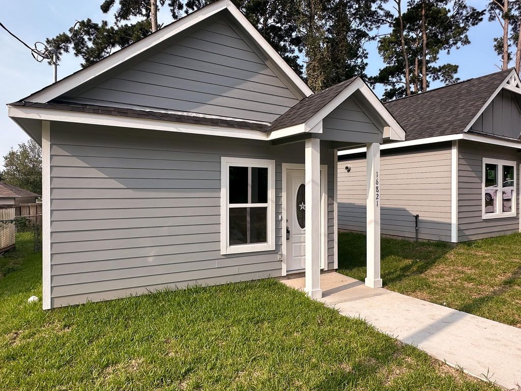 16821 W Forrestal, Montgomery, TX 77316