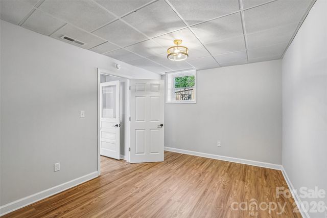 28 Ridgefield Place, Asheville, NC 28803