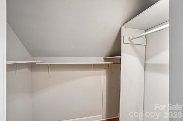 28 Ridgefield Place, Asheville, NC 28803
