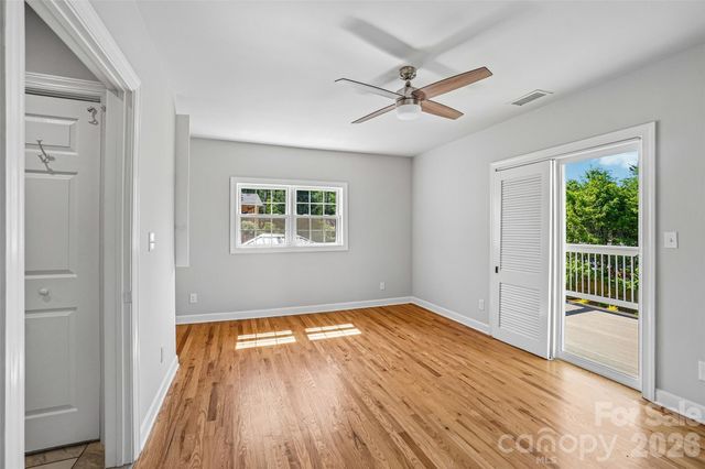 28 Ridgefield Place, Asheville, NC 28803