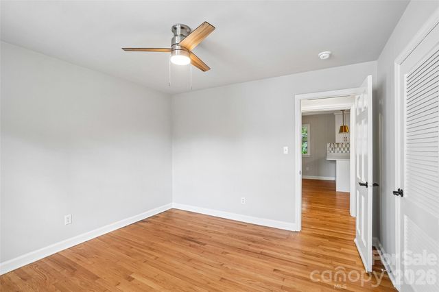 28 Ridgefield Place, Asheville, NC 28803