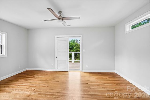 28 Ridgefield Place, Asheville, NC 28803