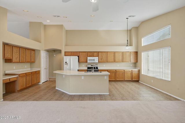 8611 W ALEX Avenue, Peoria, AZ 85382