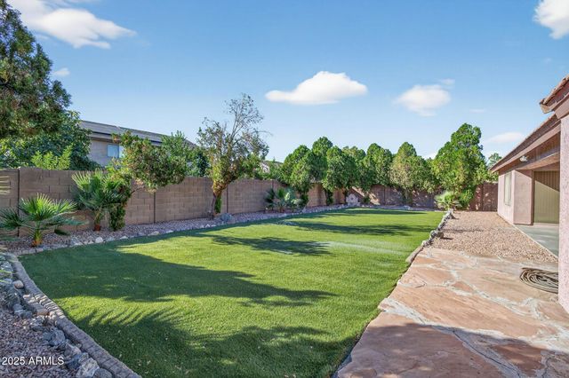 8611 W ALEX Avenue, Peoria, AZ 85382