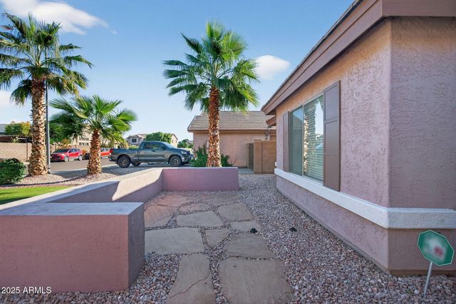 8611 W ALEX Avenue, Peoria, AZ 85382