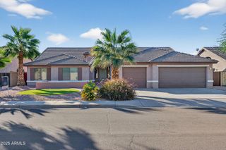 8611 W ALEX Avenue, Peoria, AZ 85382