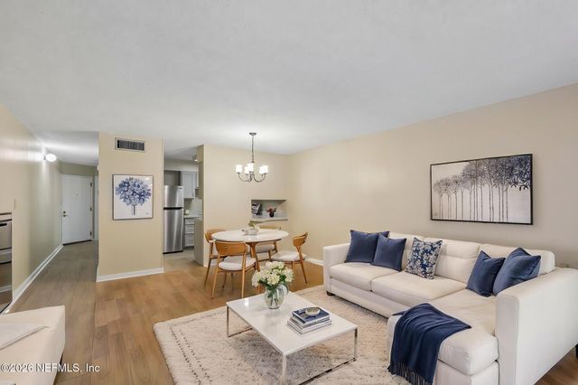 1071 EDGEWOOD Avenue S 105, Jacksonville, FL 32205