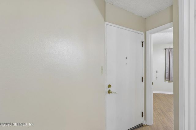 1071 EDGEWOOD Avenue S 105, Jacksonville, FL 32205