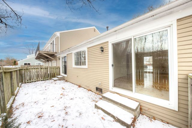 23439 Stonehenge Boulevard, Novi, MI 48375