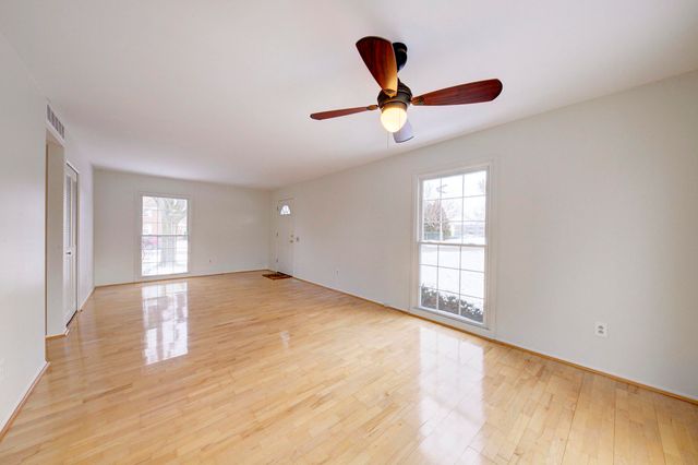 23439 Stonehenge Boulevard, Novi, MI 48375