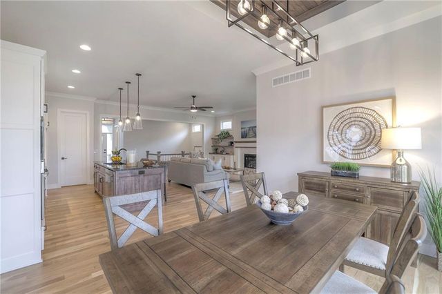 12612 W 138th Place, Overland Park, KS 66221