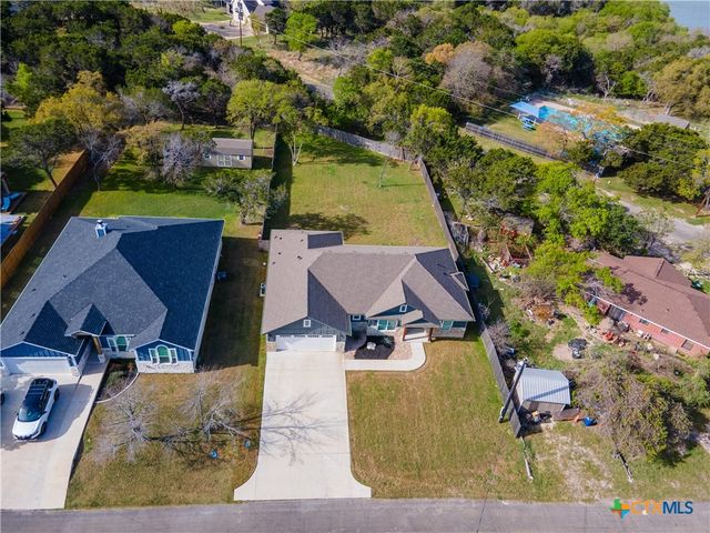 16166 Charlya Drive, Temple, TX 76502