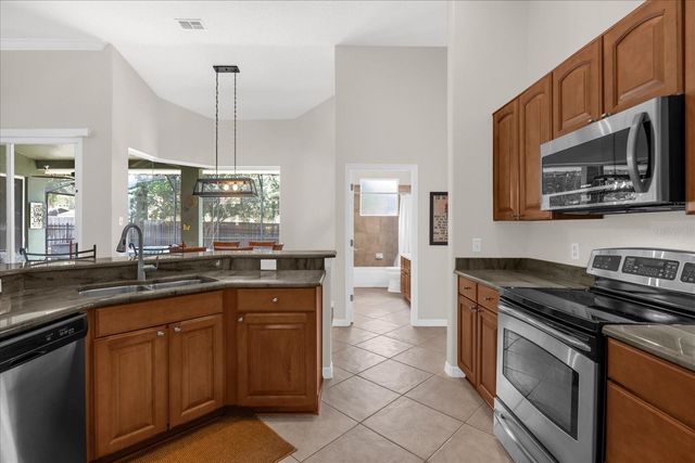 618 STATENVILLE COURT, Ocoee, FL 34761