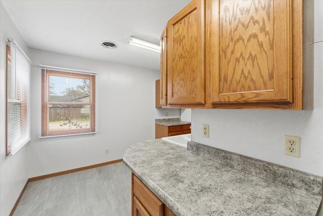 1014 N 31ST Street, Council Bluffs, IA 51501