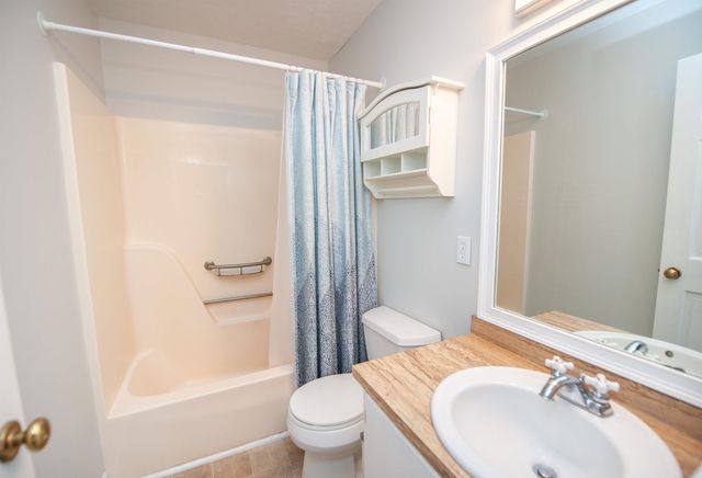 140 Inwood Court, Spartanburg, SC 29302