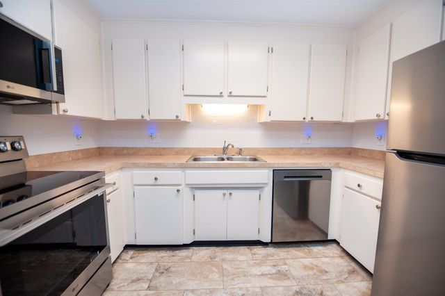 140 Inwood Court, Spartanburg, SC 29302