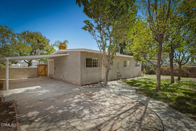 9824 Catawba Avenue, Fontana, CA 92335
