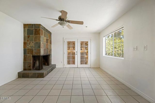 9824 Catawba Avenue, Fontana, CA 92335