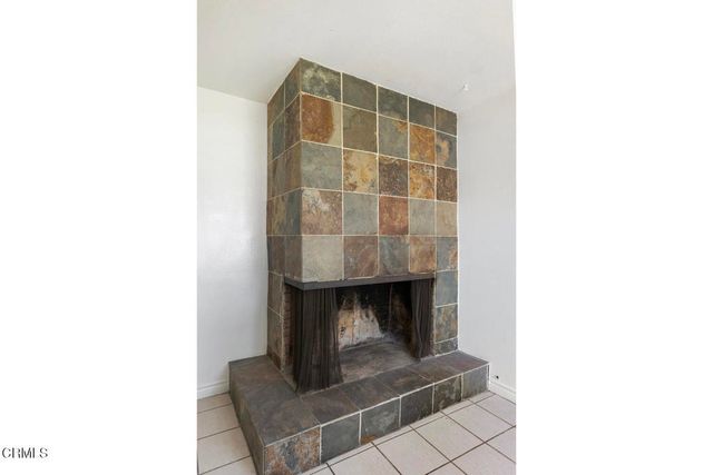 9824 Catawba Avenue, Fontana, CA 92335
