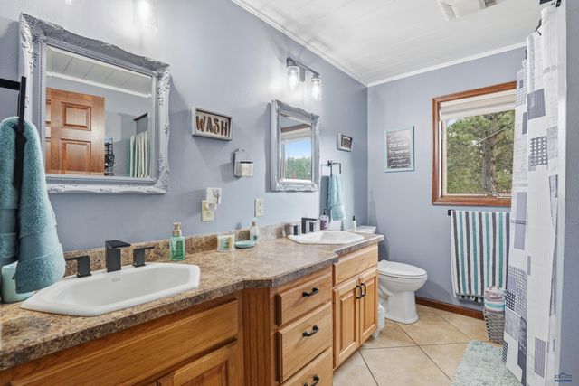 23791 GOLDEN HILLS DR, Rapid City, SD 57702