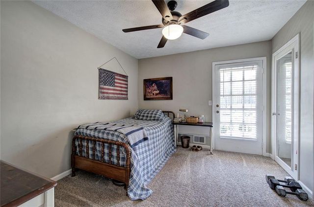 70 Oakridge Drive SE, Cartersville, GA 30121