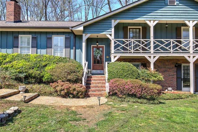 70 Oakridge Drive SE, Cartersville, GA 30121