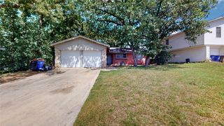 712 Timberline Drive, Kennedale, TX 76060