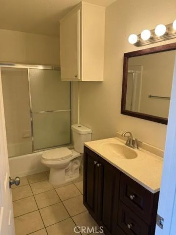 17102 Oak Lane 4, Huntington Beach, CA 92647