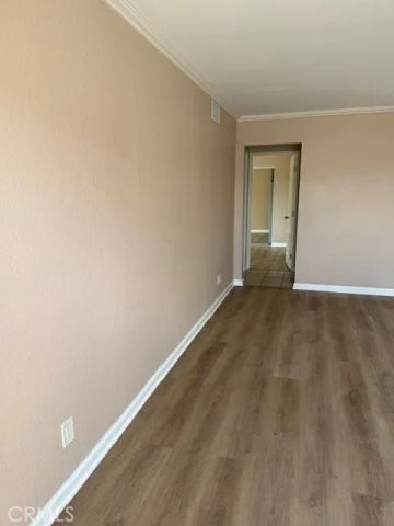 17102 Oak Lane 4, Huntington Beach, CA 92647