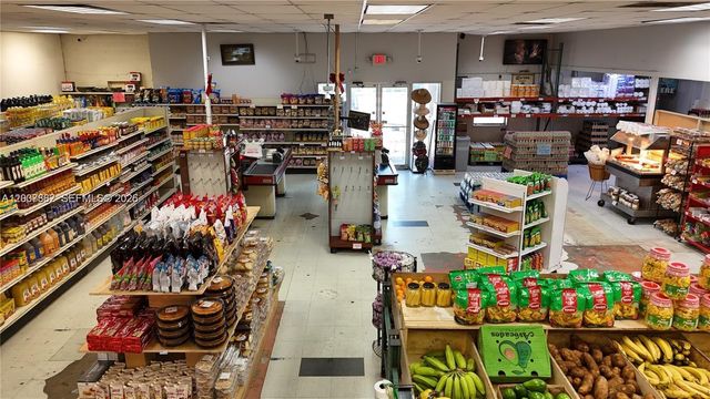 1574 W 39 Place, Hialeah, FL 33012