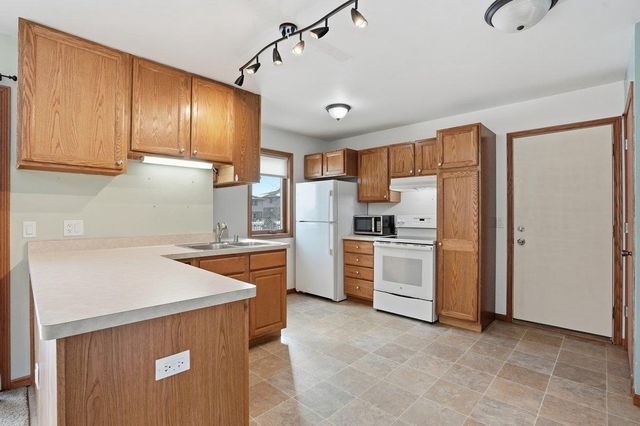 473 Waterman Court, Oregon, WI 53575