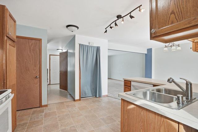 473 Waterman Court, Oregon, WI 53575