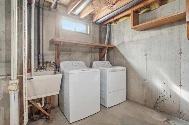 473 Waterman Court, Oregon, WI 53575