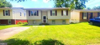 912 OPEQUON AVE, Winchester, VA 22601