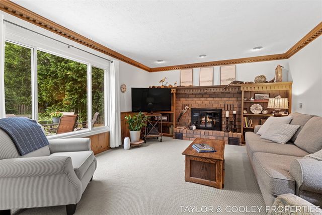 6269 Eagle Ridge Drive, Kalamazoo, MI 49004