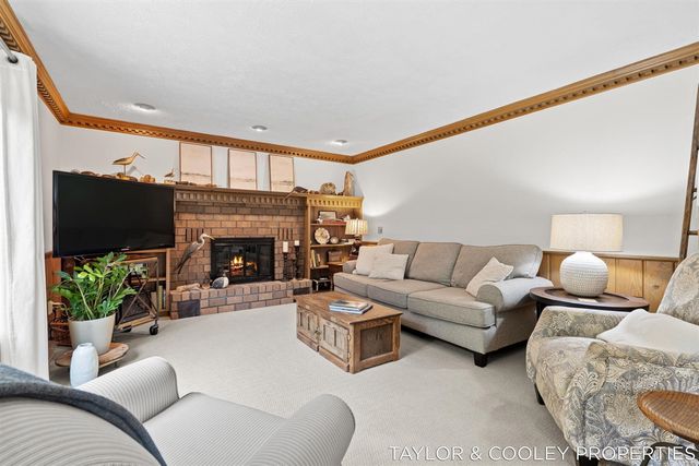 6269 Eagle Ridge Drive, Kalamazoo, MI 49004