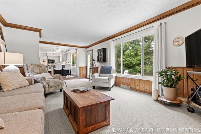 6269 Eagle Ridge Drive, Kalamazoo, MI 49004