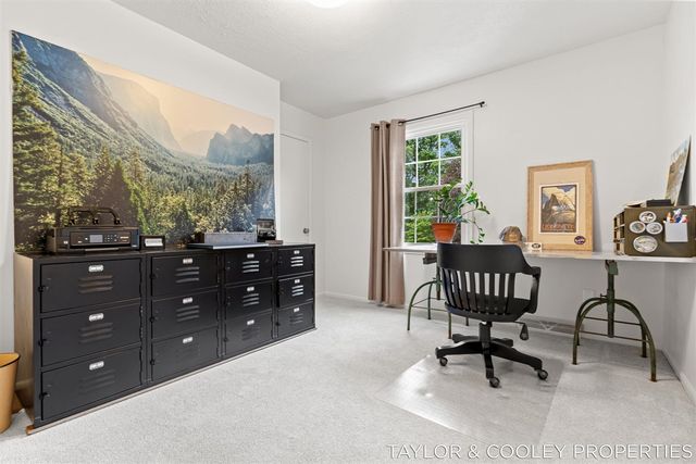 6269 Eagle Ridge Drive, Kalamazoo, MI 49004
