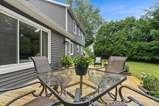 6269 Eagle Ridge Drive, Kalamazoo, MI 49004