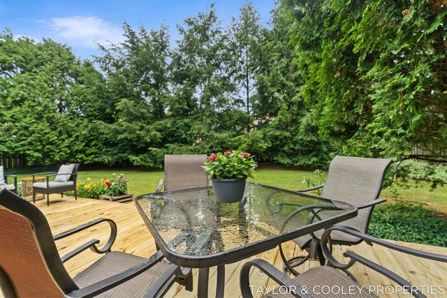 6269 Eagle Ridge Drive, Kalamazoo, MI 49004